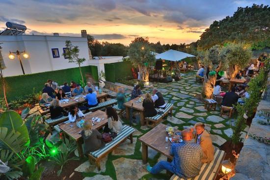 Sakin Restaurant & Bar